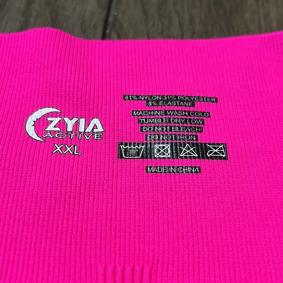 Zyia XXL shorts - Picture 2 of 2